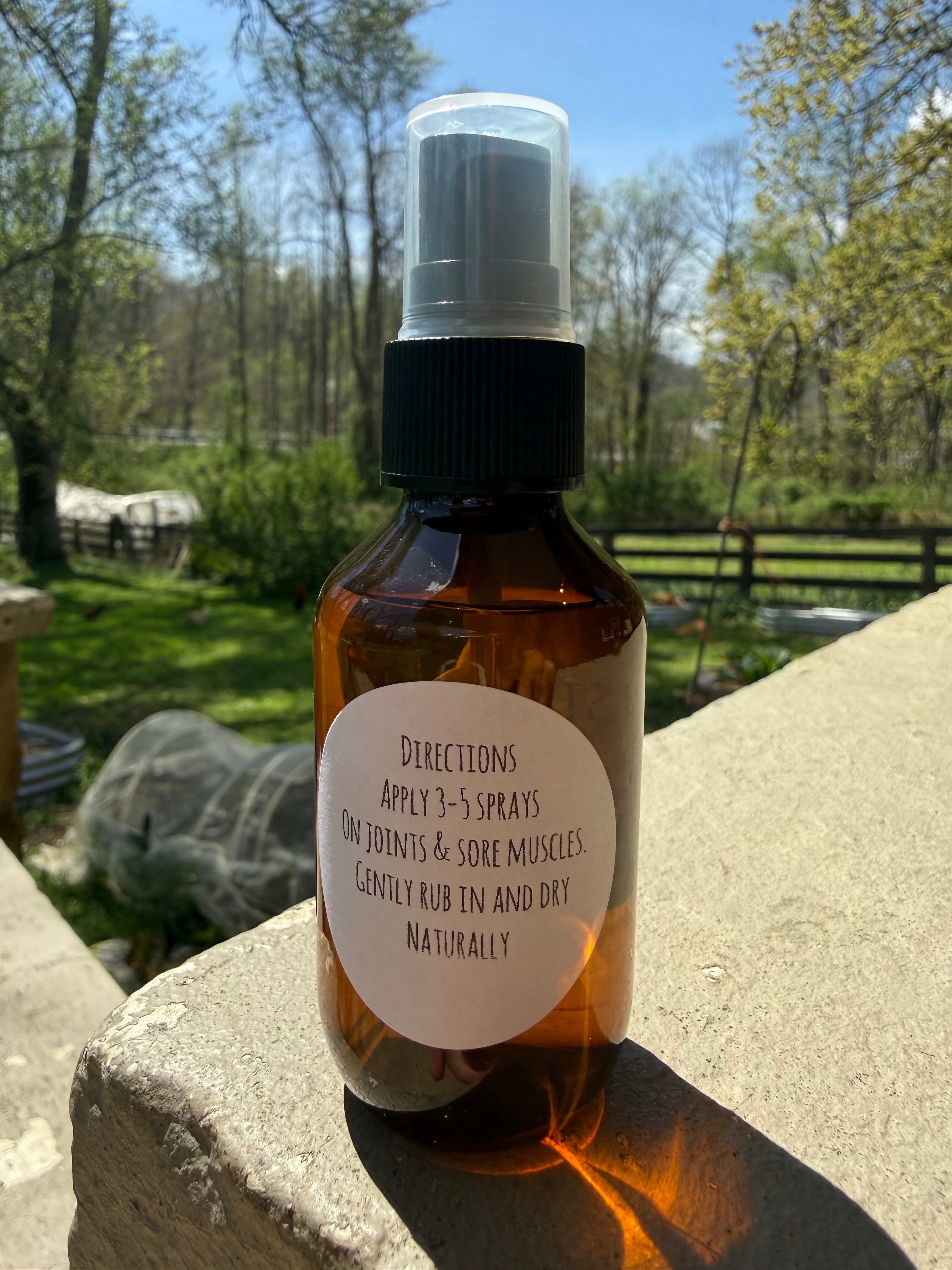 Magnesium Oil Spray - Eucalyptus and Peppermint Scented (Joint and muscle pain relief)